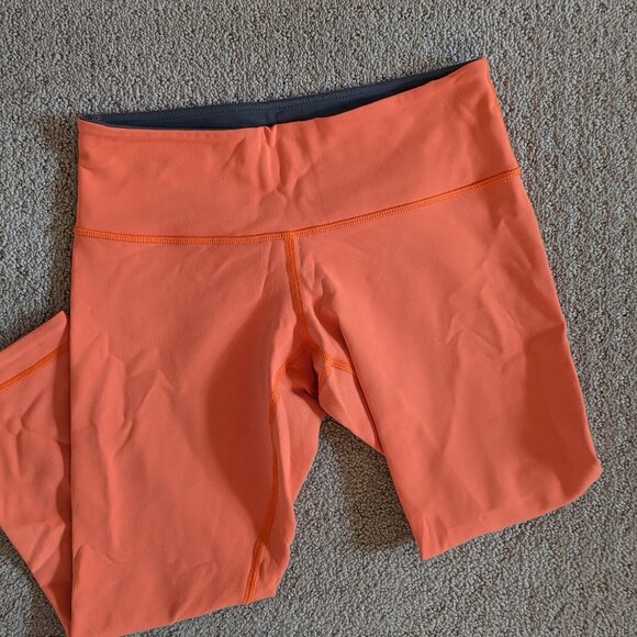 Lululemon Wunder Under Low-Rise 1/2 Tight Full-On Luxtreme 17" - Reversible - 8 - Picture 9 of 10